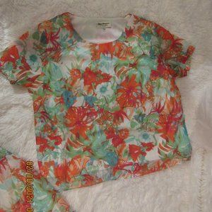 Perfect for Spring Blouse/ Flowing Skirt combo